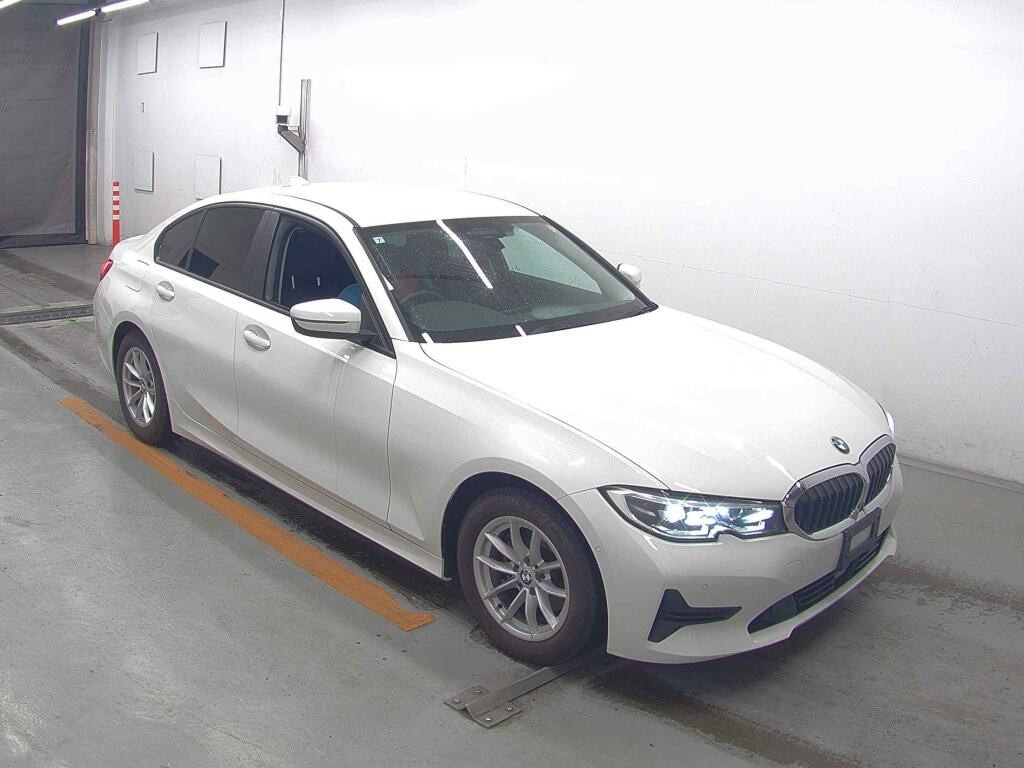 BMW 3 Series 2021 z aukcji japońskiej