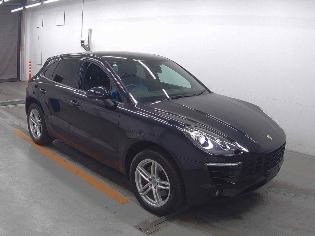Porsche Macan 2018 з японського аукціону