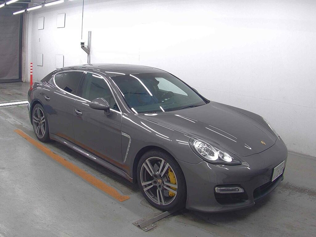 Porsche Panamera 2011 z aukcji japońskiej