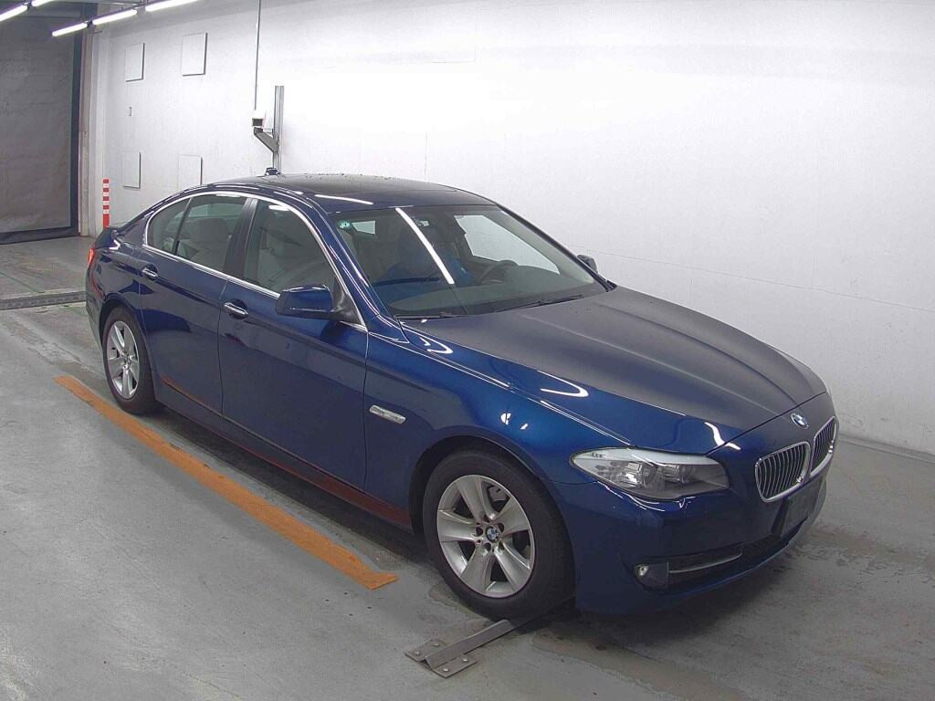 BMW 5 Series 2011 z aukcji japońskiej