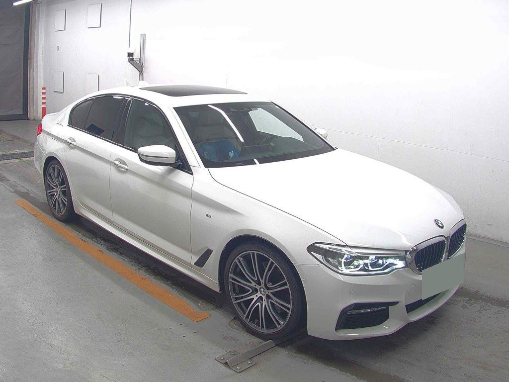 BMW 5 Series 2017 z aukcji japońskiej
