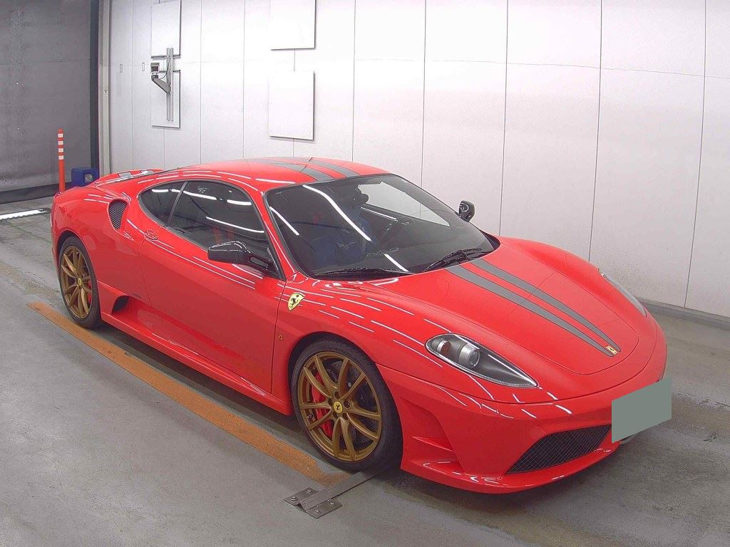 Ferrari 430 Scuderia 2008 z aukcji japońskiej
