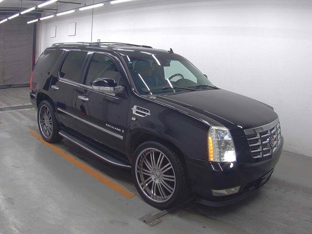 Cadillac Escalade 2013 z aukcji japońskiej