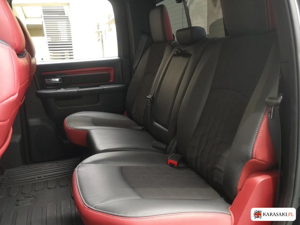 2017 Dodge Ram 4D 4WD 6