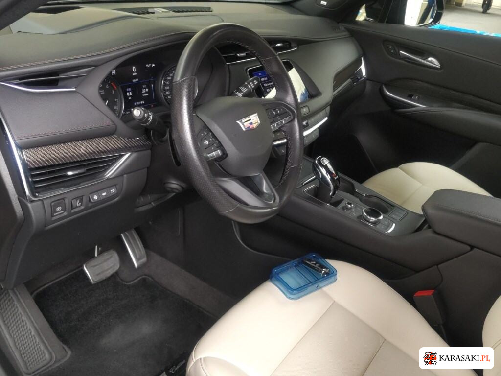 2022 Cadillac XT4 4WD Sport 5
