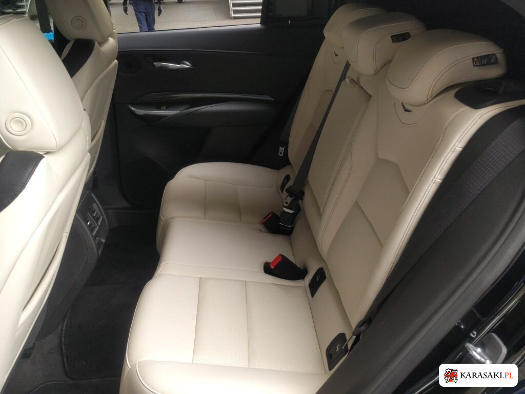 2022 Cadillac XT4 4WD Sport 6