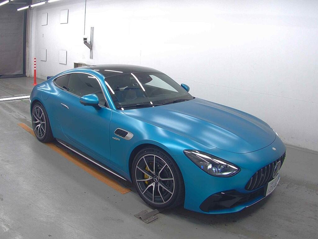 Mercedes AMG GT 2025 z aukcji japońskiej