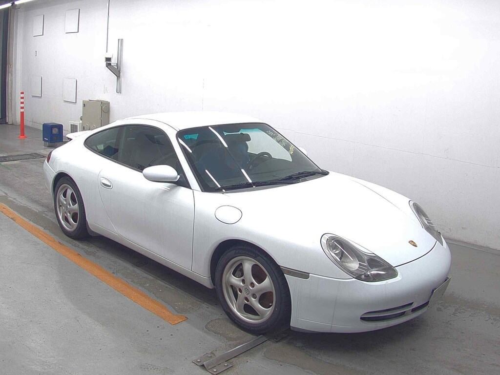 Porsche 911 1999 z aukcji japońskiej