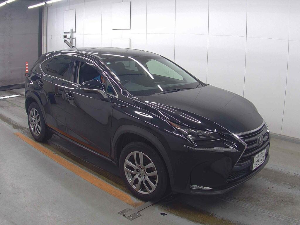 Lexus NX 2016 z aukcji japońskiej
