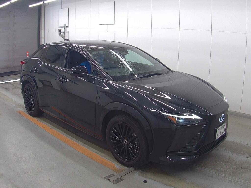 Lexus RZ 2023 z aukcji japońskiej