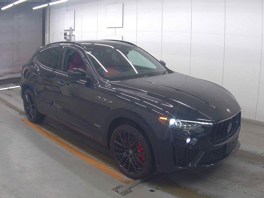 Maserati Levante 2021 z aukcji japońskiej