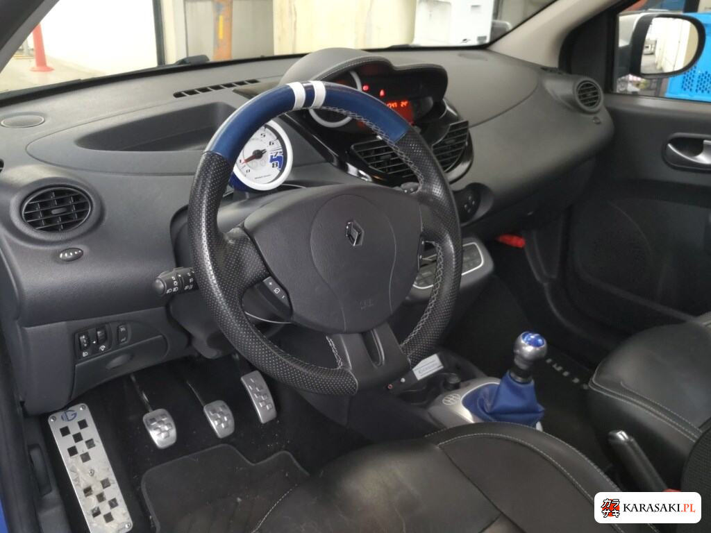 2011 Renault Twingo 3D 5