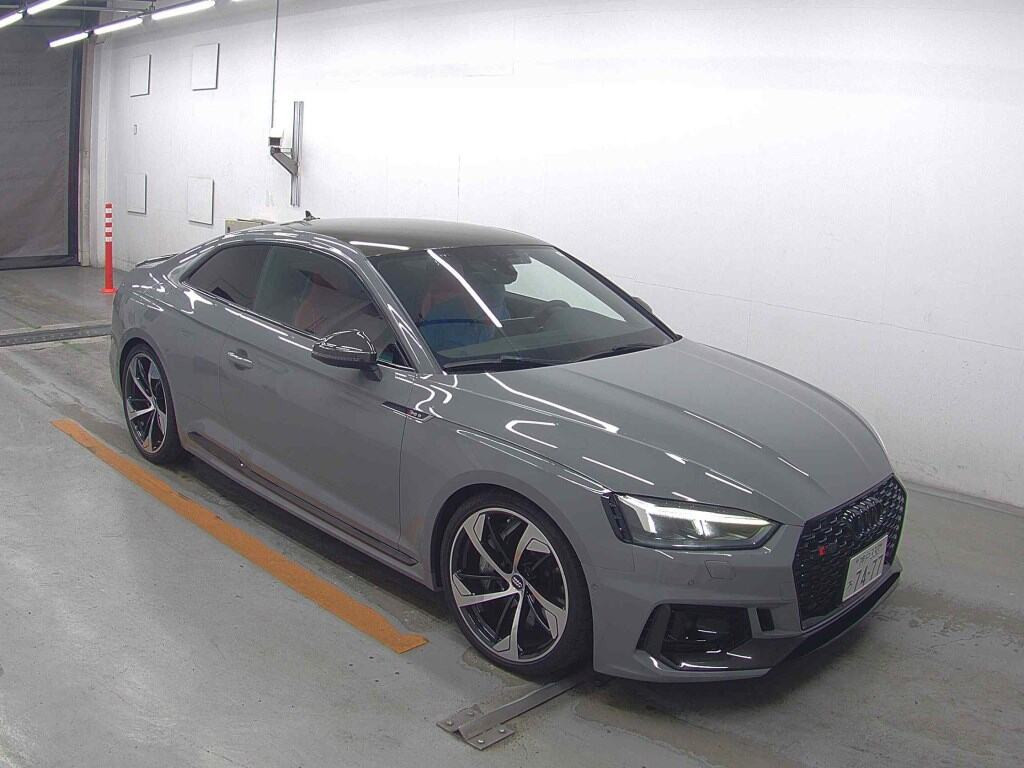 Audi RS5 2019 z aukcji japońskiej