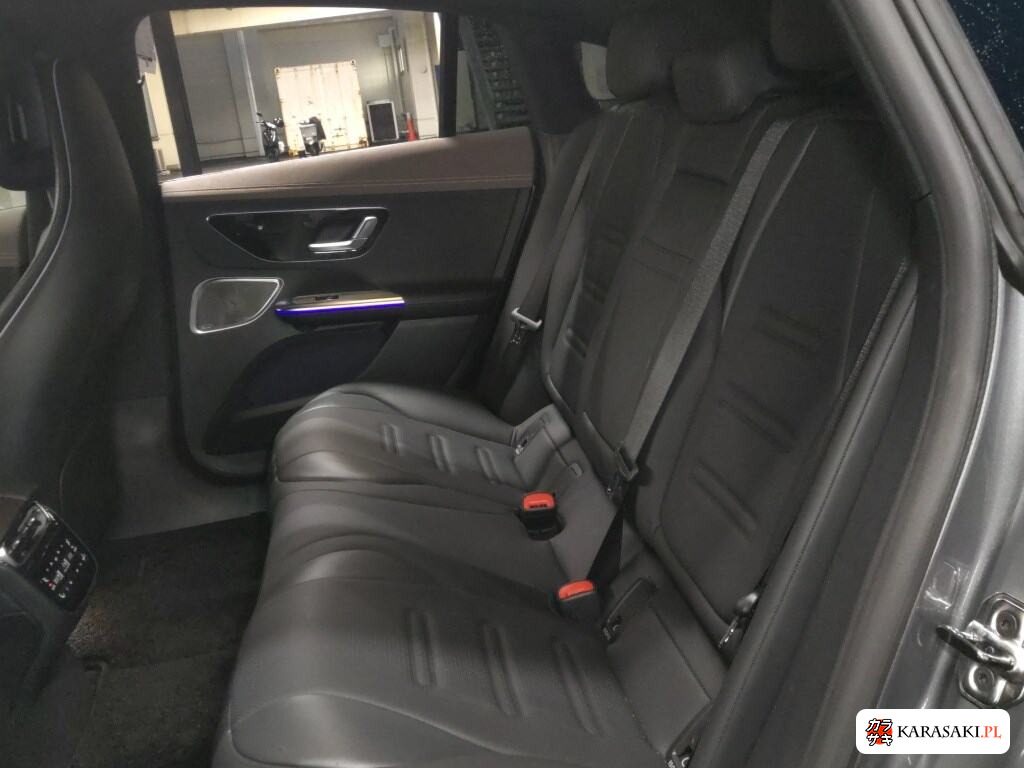 2024 Mercedes-AMG Eqe 4WD 6