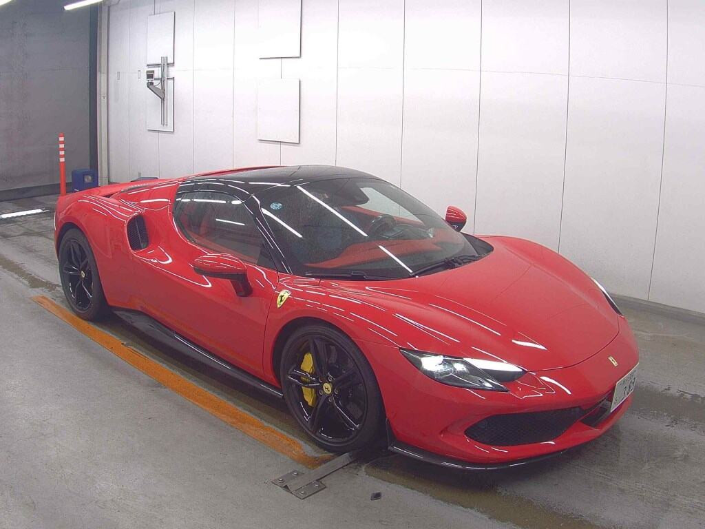 Ferrari 296GTS 2026 z aukcji japońskiej