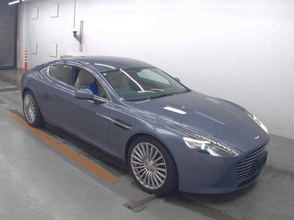Aston Martin Rapide 2014 z aukcji japońskiej