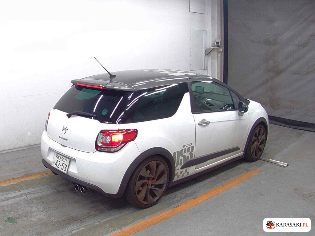 2011 Citroen DS3 4