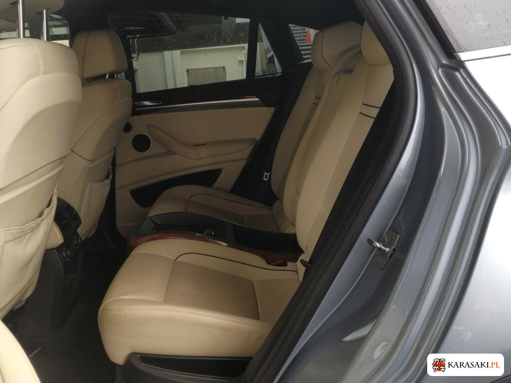 2011 BMW X6 4WD Active Hybrid 6