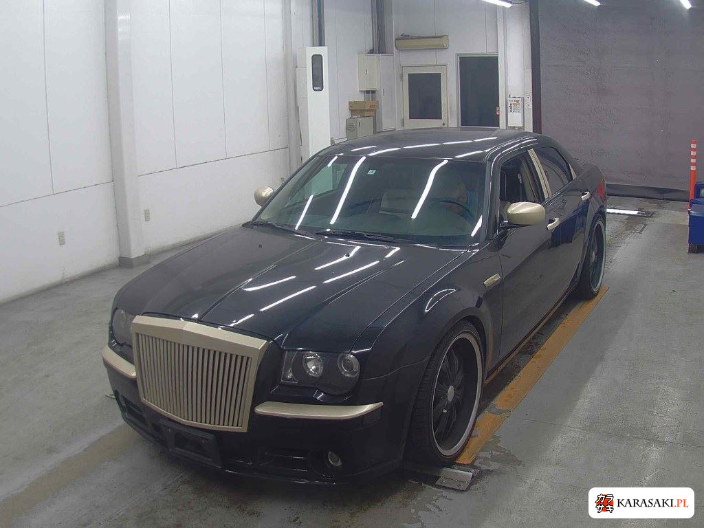 2010 Chrysler 300 3
