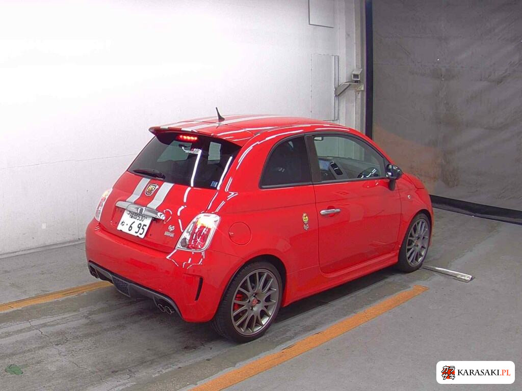 2012 Abarth 695 Tributo Ferrari 4