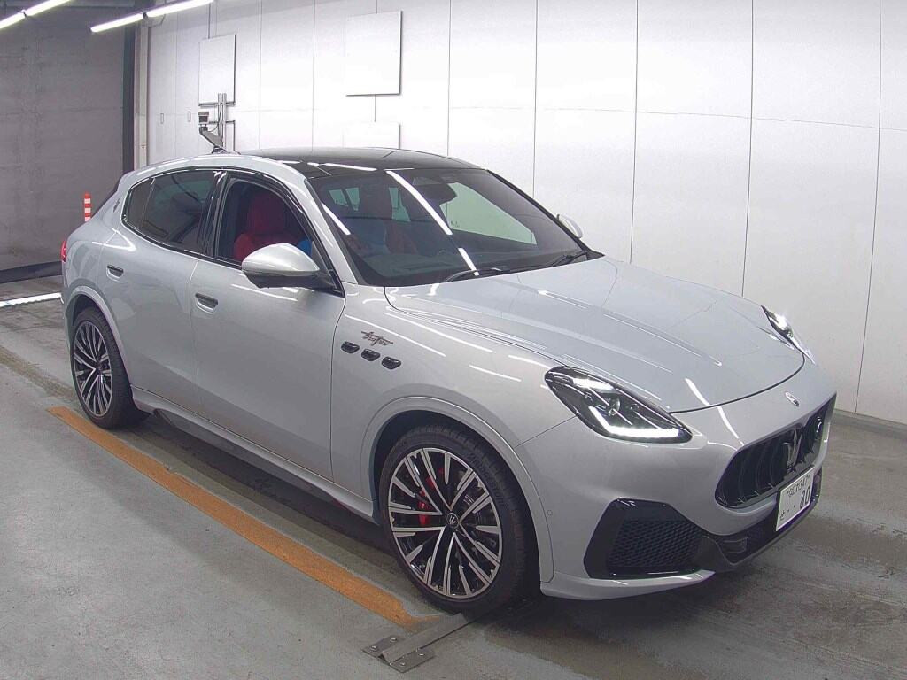 Maserati Grecale 2024 z aukcji japońskiej