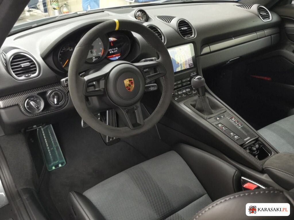 2025 Porsche 718 Spyder 5