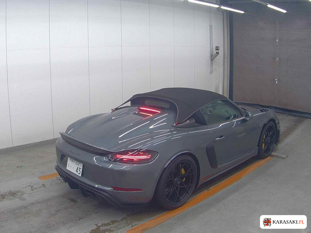 2025 Porsche 718 Spyder 4