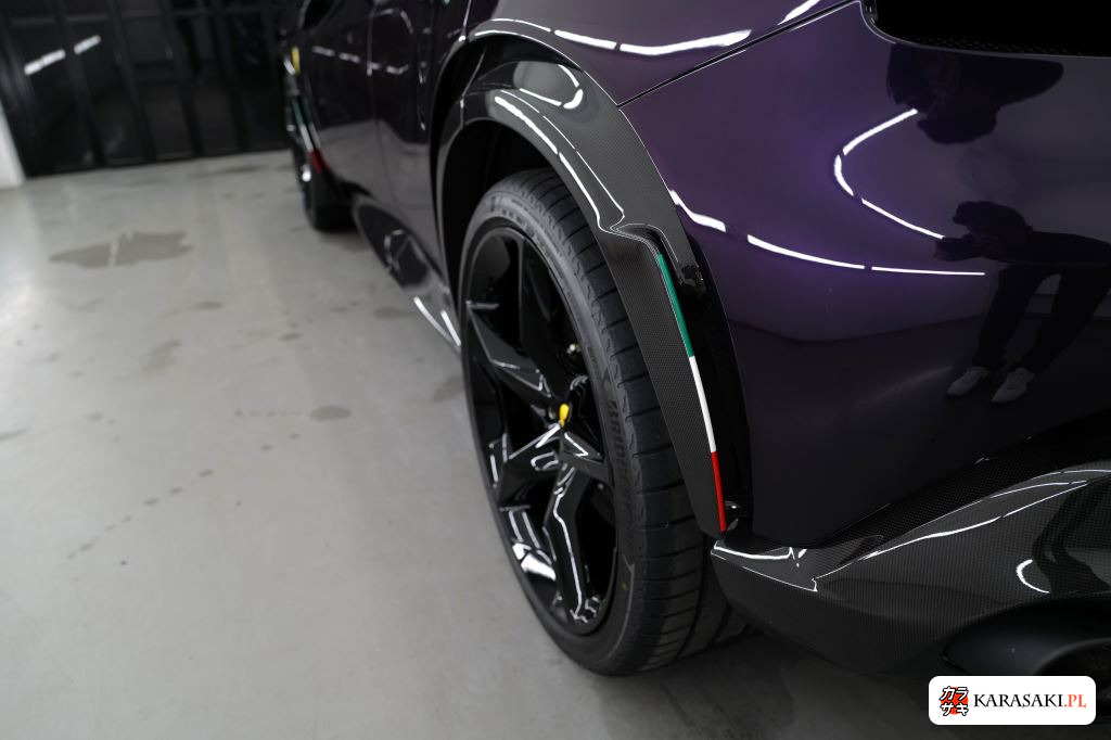 2025 Ferrari Purosangue 4WD Base Grade 7