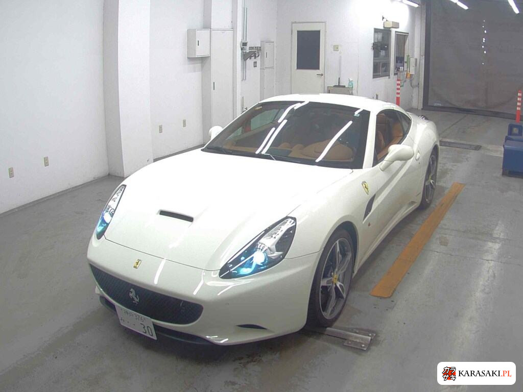 2014 Ferrari California 30 Base Grade 3