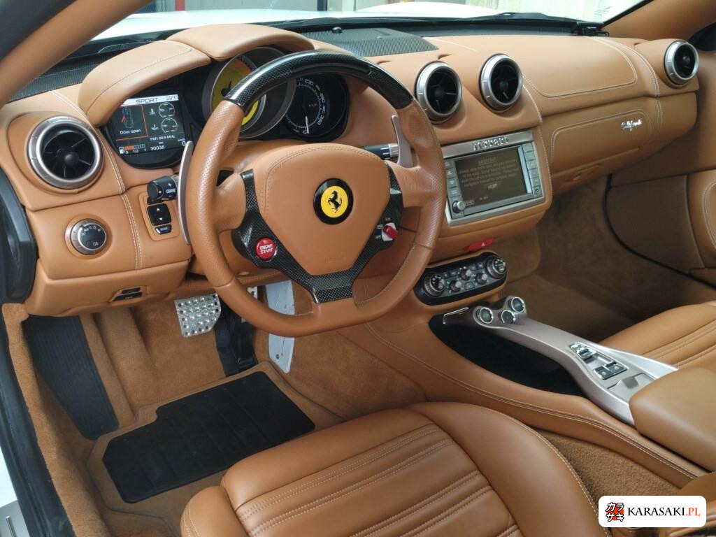2014 Ferrari California 30 Base Grade 5