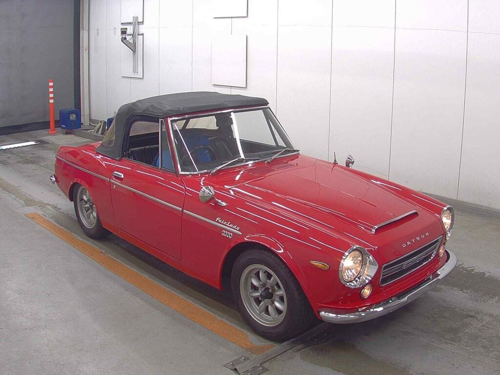Nissan Datsun Fairlady 1967 z aukcji japońskiej