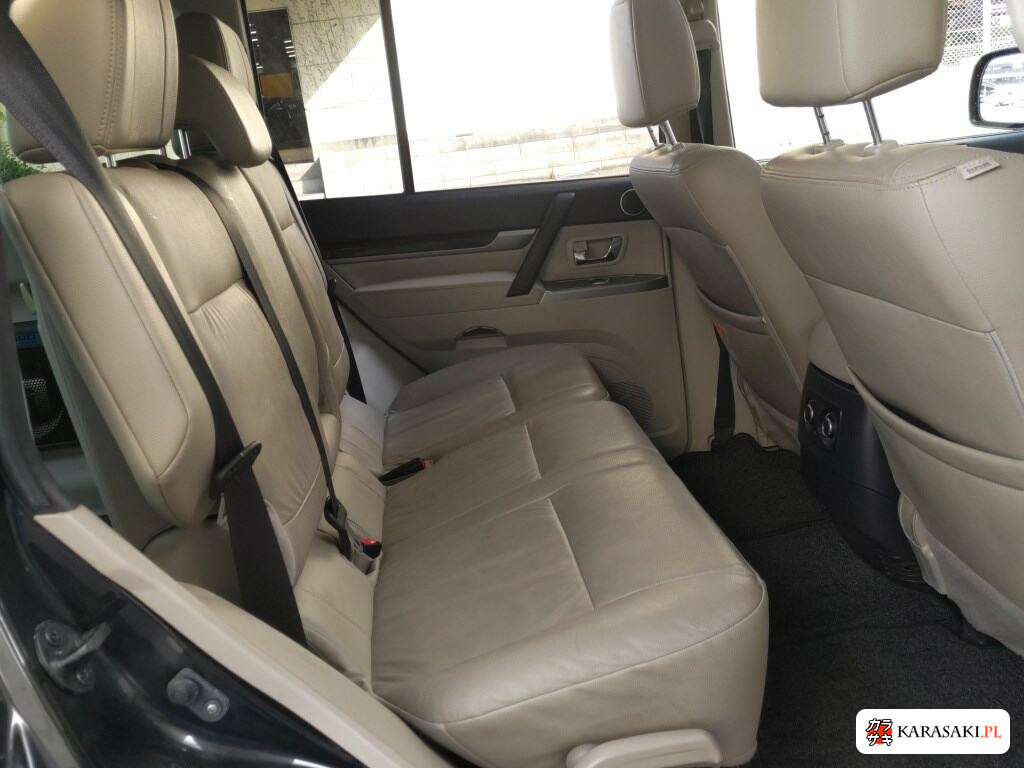 2019 Mitsubishi Pajero 5D 4WD Final Edition 6
