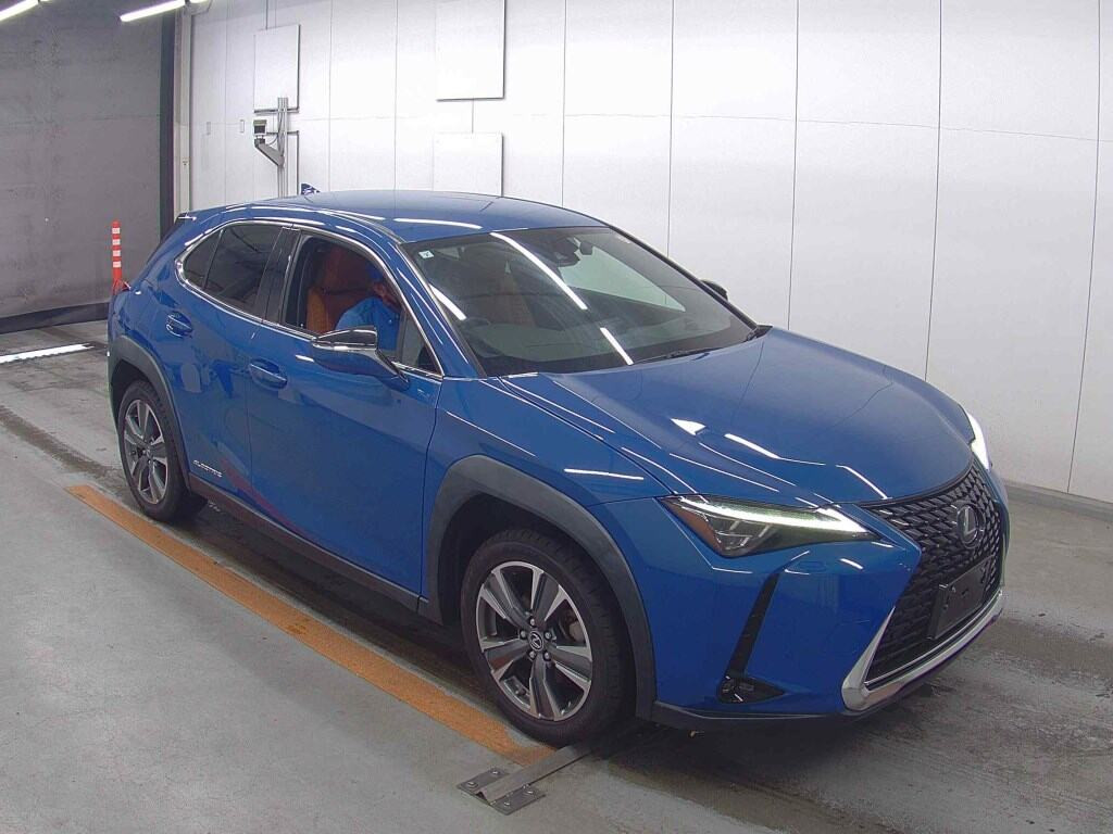 Lexus UX300E 2021 z aukcji japońskiej