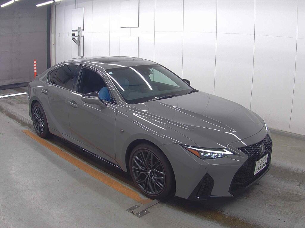 Lexus Is 2023 з японського аукціону