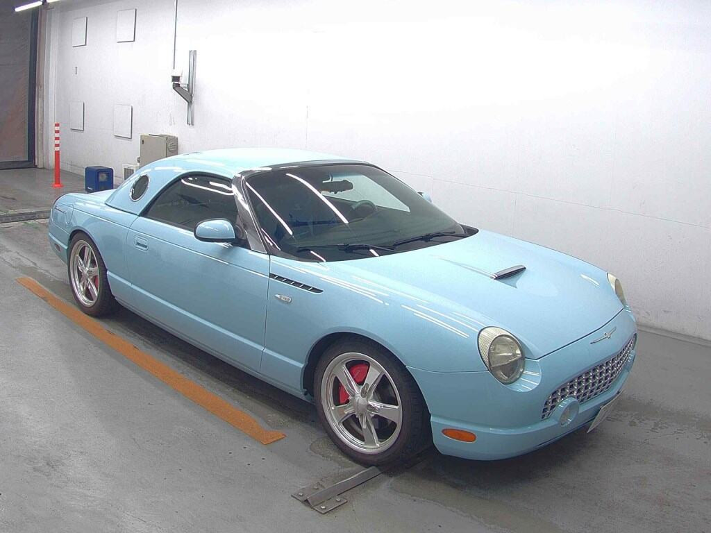 Ford Thunderbird 2004 z aukcji japońskiej