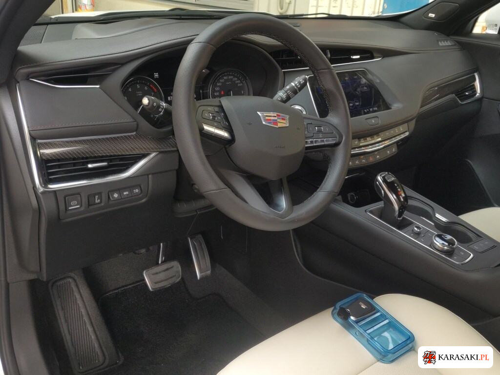 2022 Cadillac XT4 4WD Sport 5