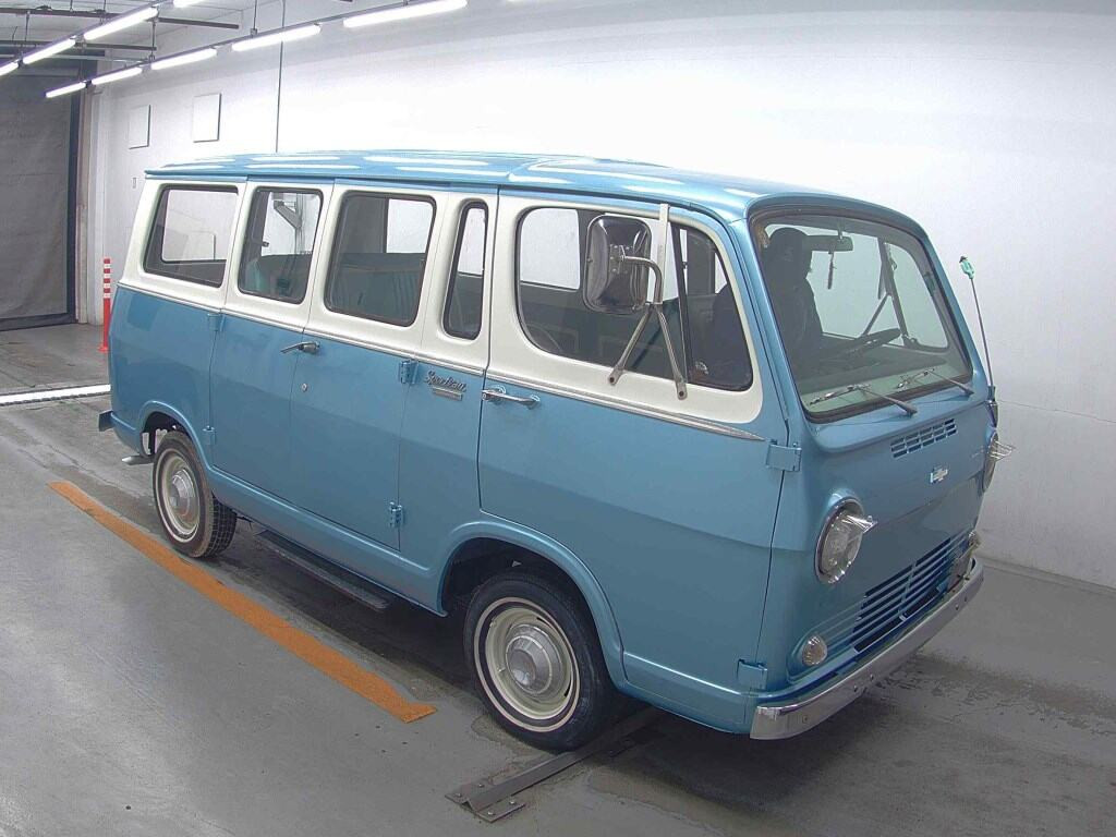 Chevrolet Chevyvan 2001 z aukcji japońskiej