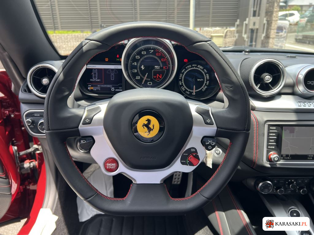 2015 Ferrari California T Base Grade 10