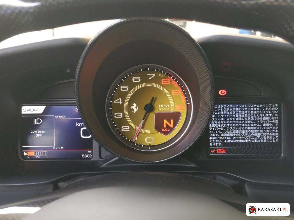 Ferrari F8 Spider 2022 z aukcji japońskiej