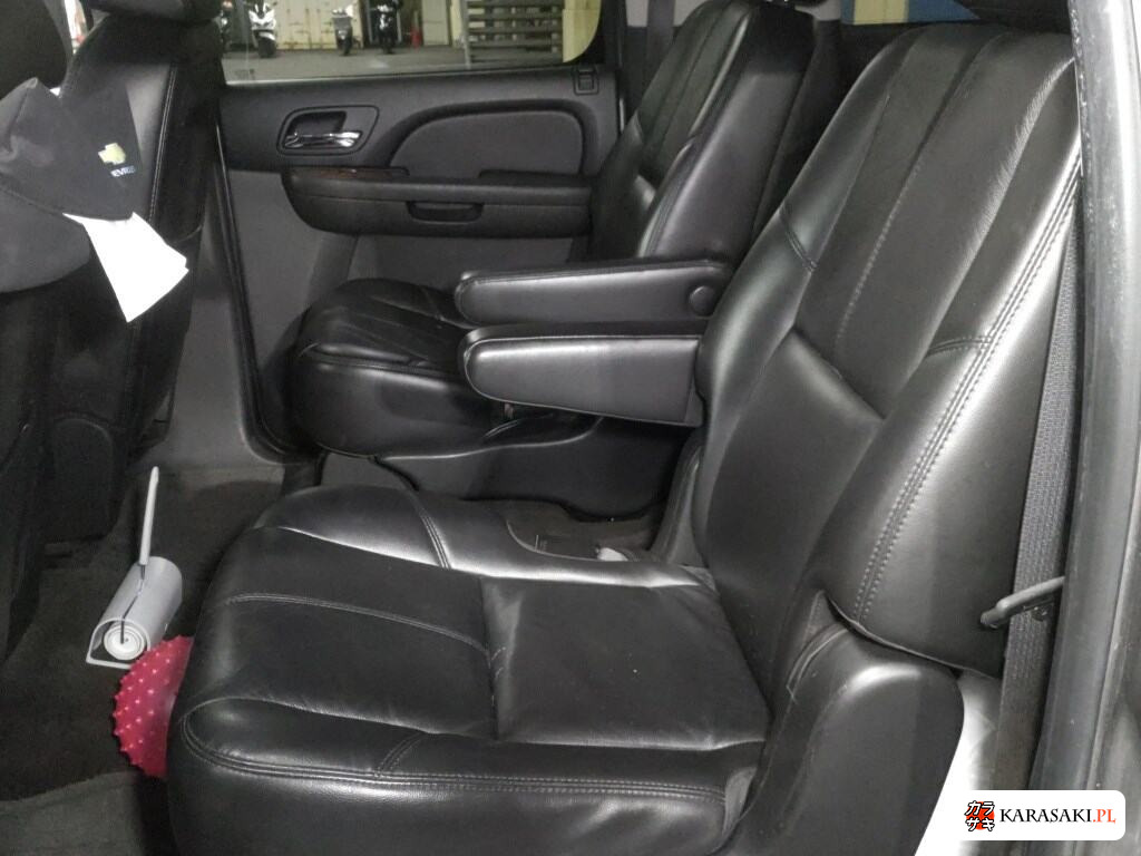 Chevrolet Suburban 2011 z aukcji japońskiej
