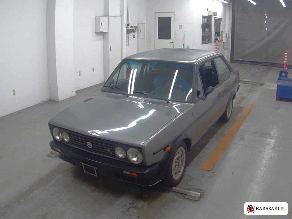 Fiat 131 1982 z aukcji japońskiej