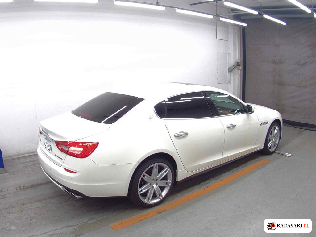 Maserati Quattroporte 2013 z aukcji japońskiej
