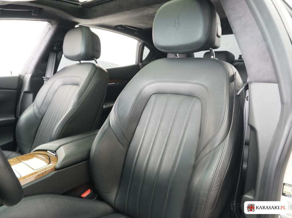 Maserati Quattroporte 2013 z aukcji japońskiej