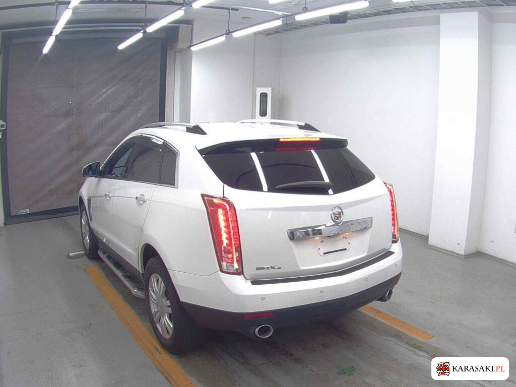 2016 Cadillac SRX Crossover 4WD Luxury 2