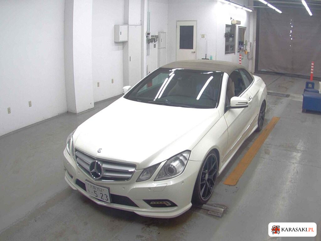 Mercedes Benz E-Class 2011 z aukcji japońskiej