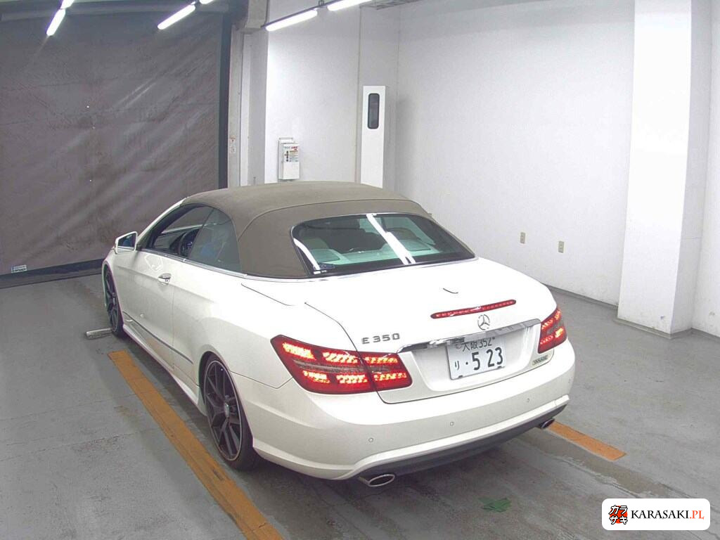 Mercedes Benz E-Class 2011 z aukcji japońskiej