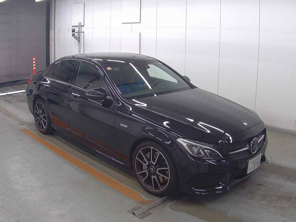 Mercedes-AMG C-Class 2016 z aukcji japońskiej