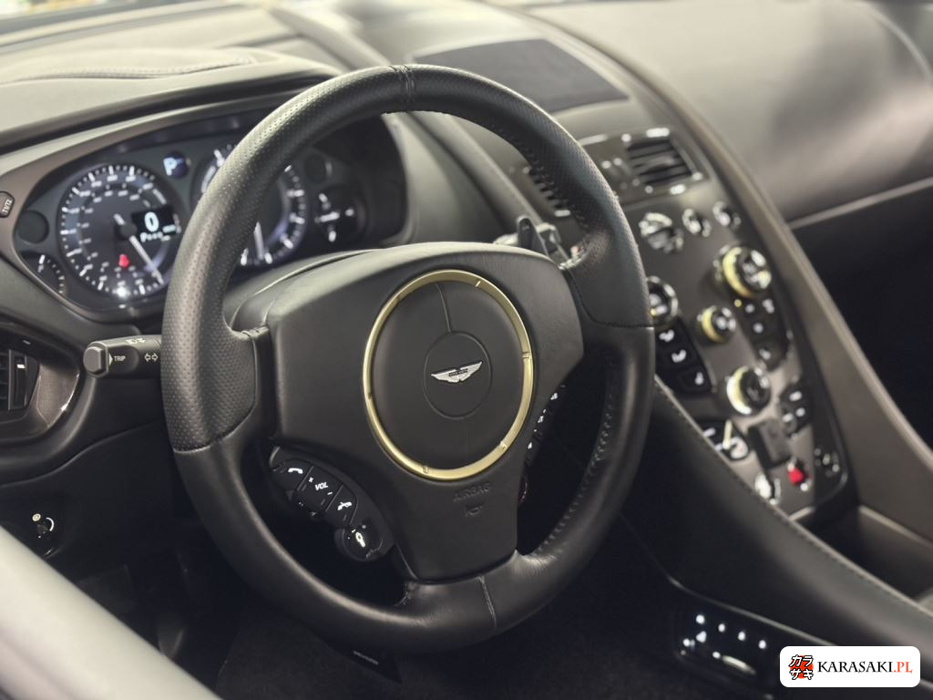 Aston Martin Vanquish 2022 z aukcji japońskiej