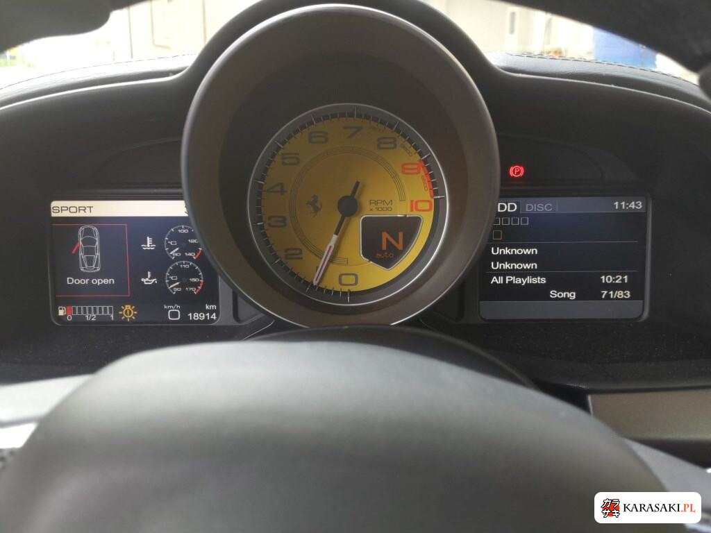 2010 Ferrari 458 Italia Base Grade 6