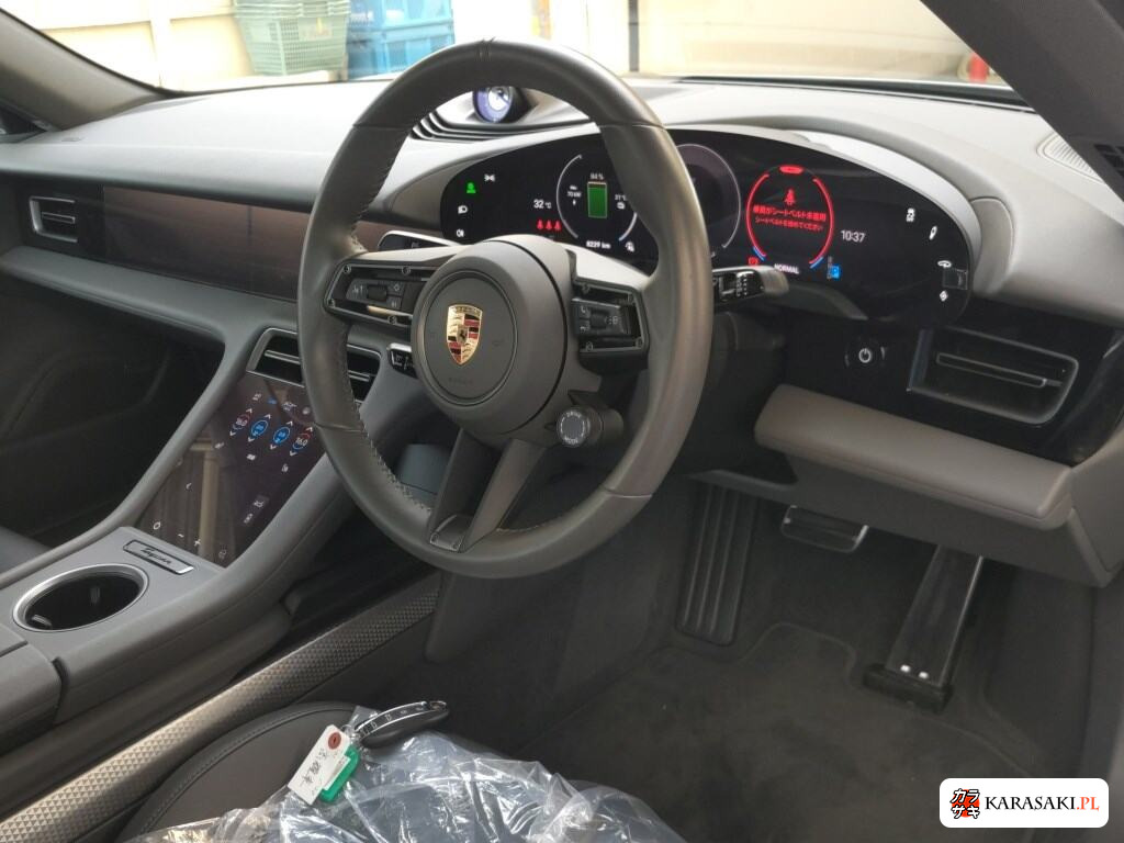 2025 Porsche Taycan 4D 5